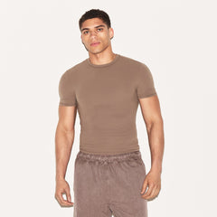 FITS EVERYBODY MENS SLIM T-SHIRT | UMBER