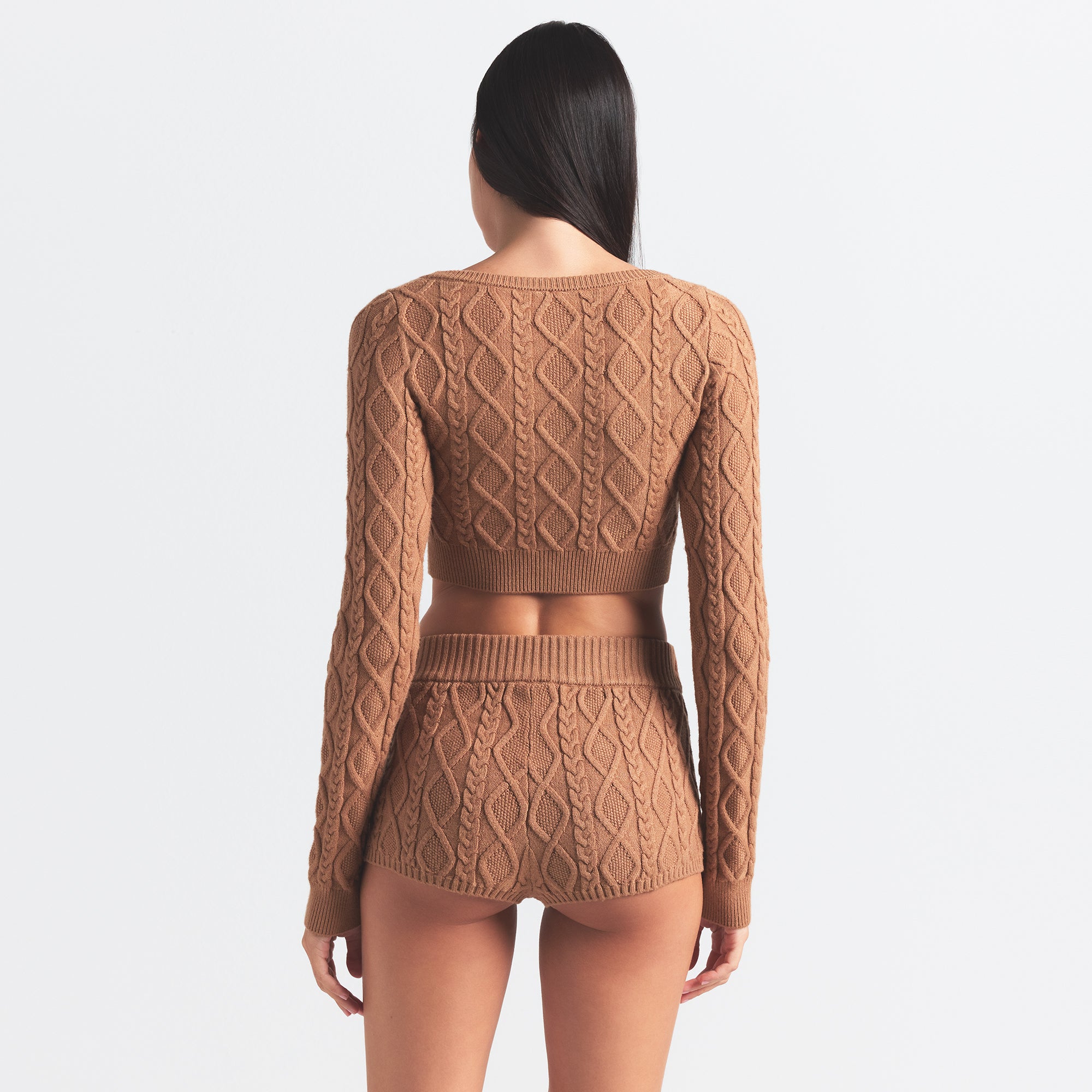SNOW BUNNY CABLE KNIT CARDIGAN | DARK HONEY