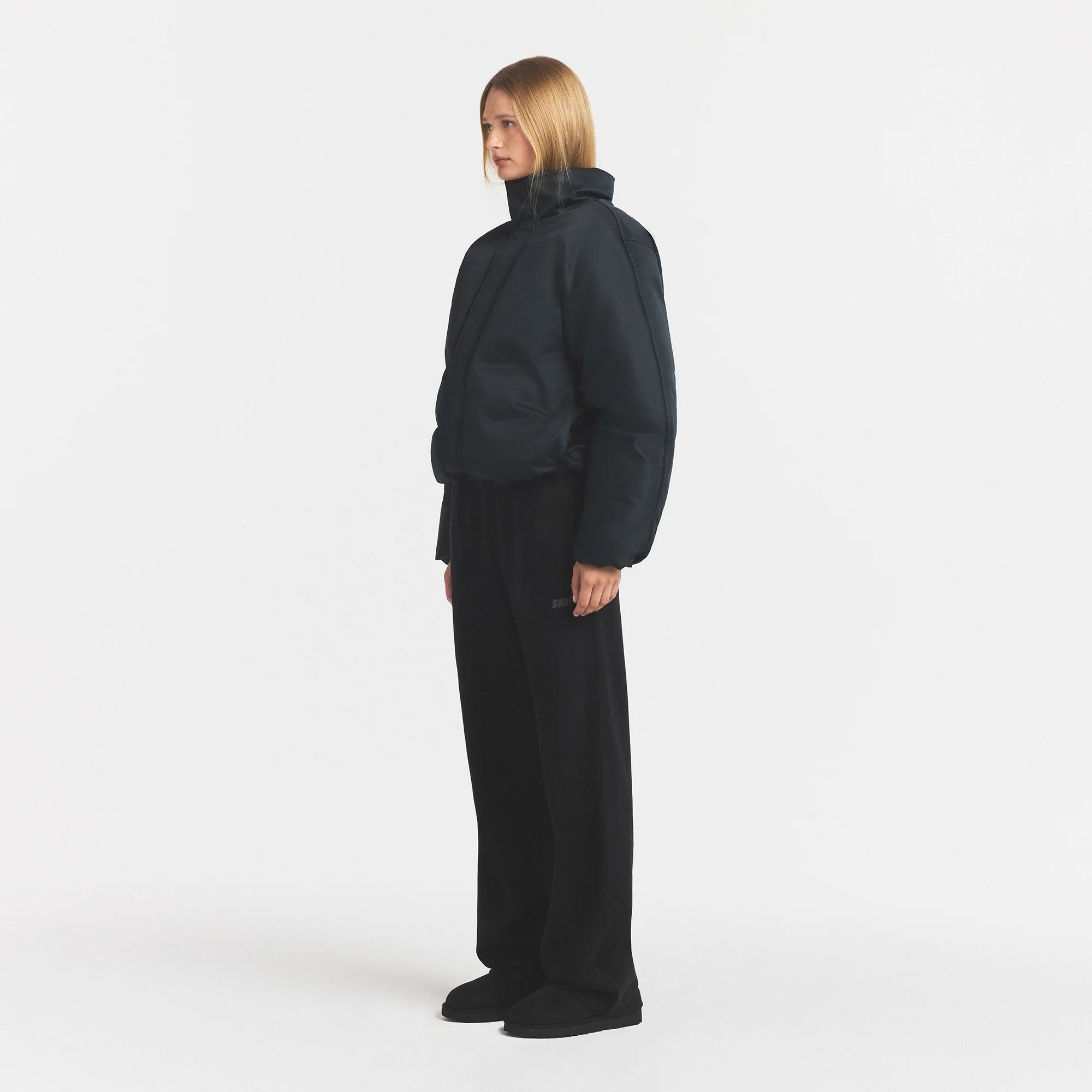 HEAVYWEIGHT NYLON PUFFER JACKET | ONYX
