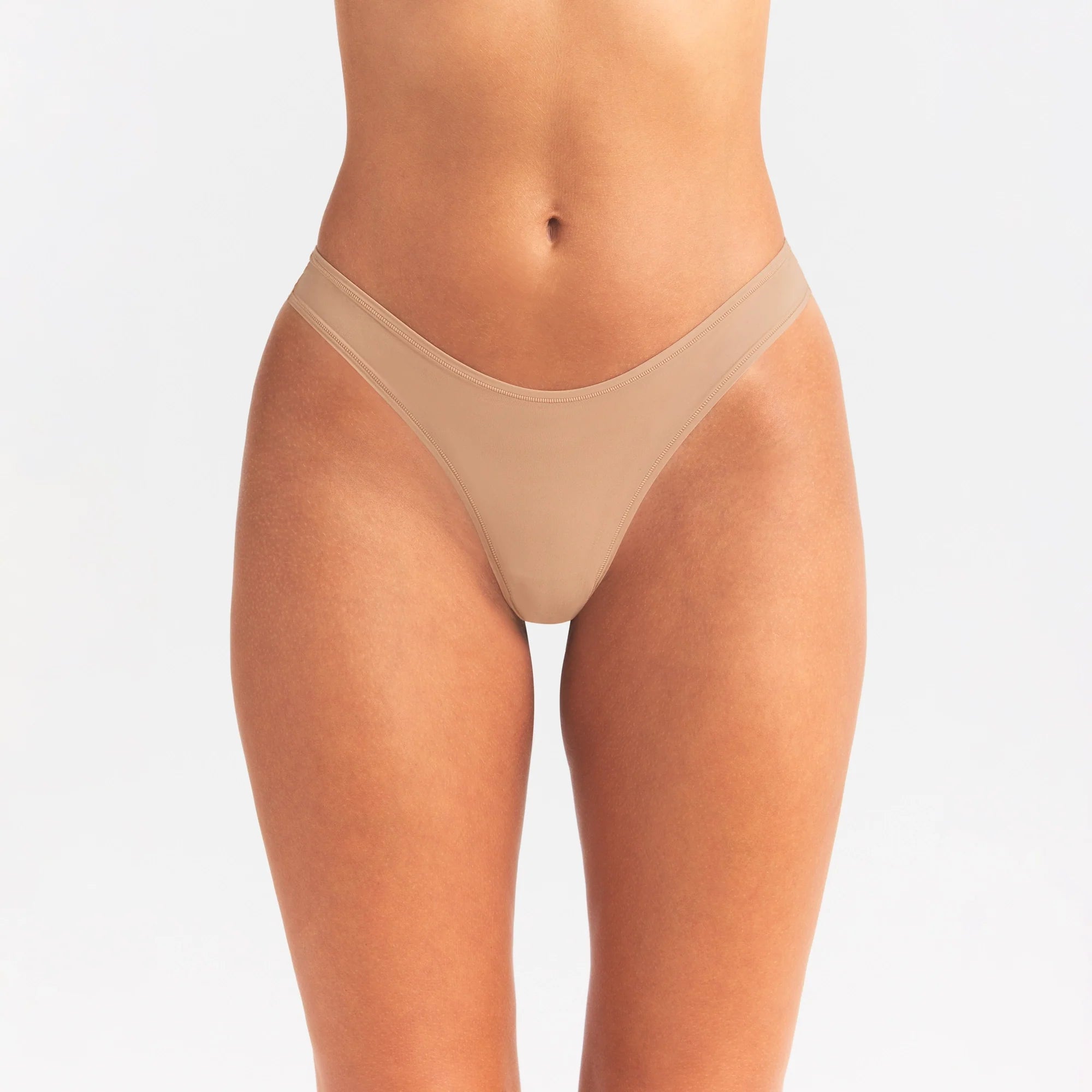 FITS EVERYBODY DIPPED FRONT THONG | OCHRE