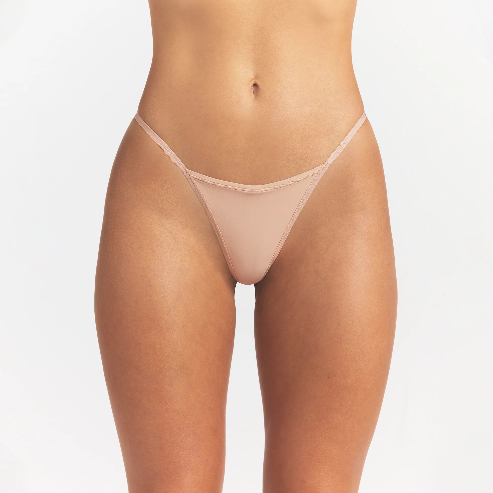 FITS EVERYBODY T-STRING THONG | CLAY