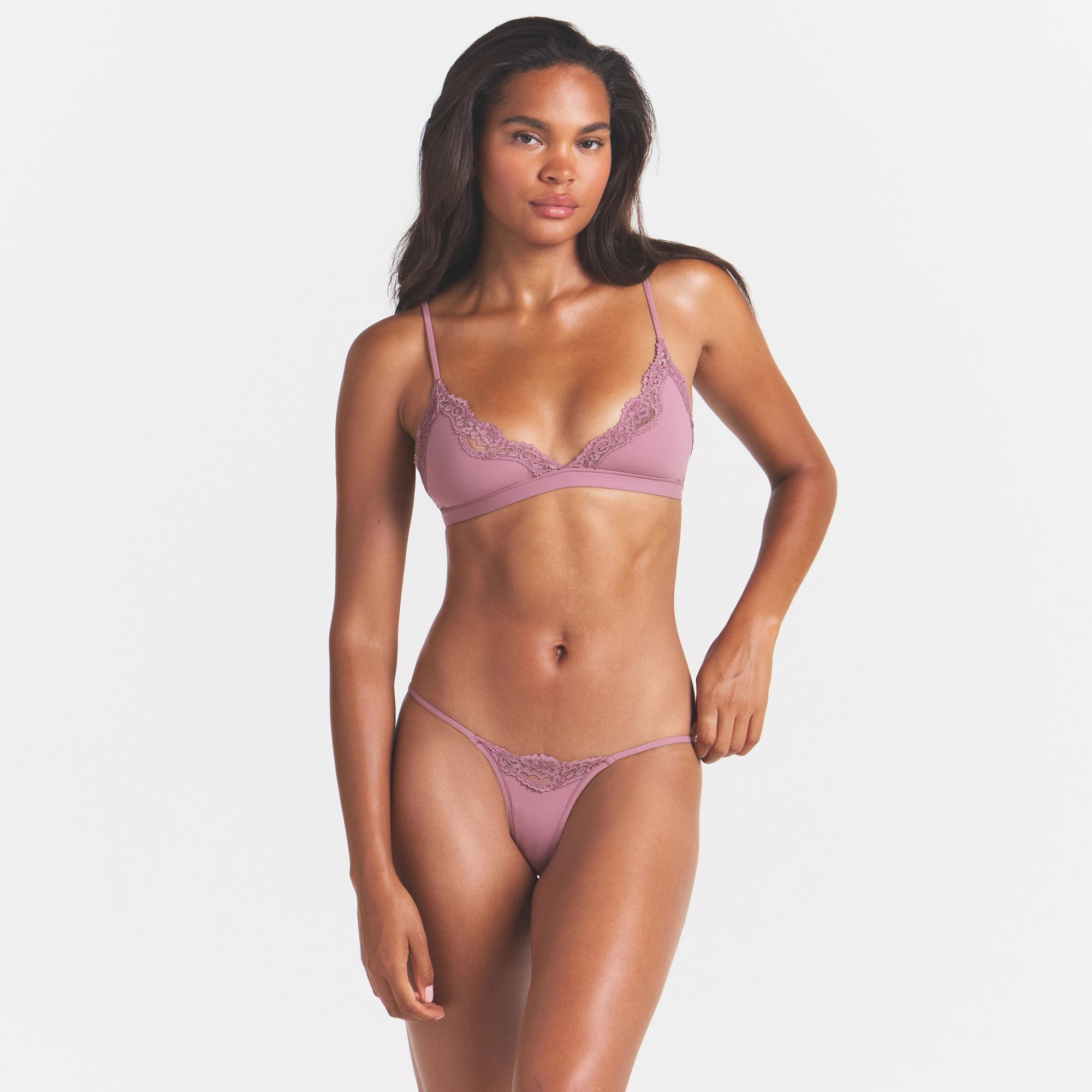 FITS EVERYBODY LACE STRING THONG | MUTED MAUVE