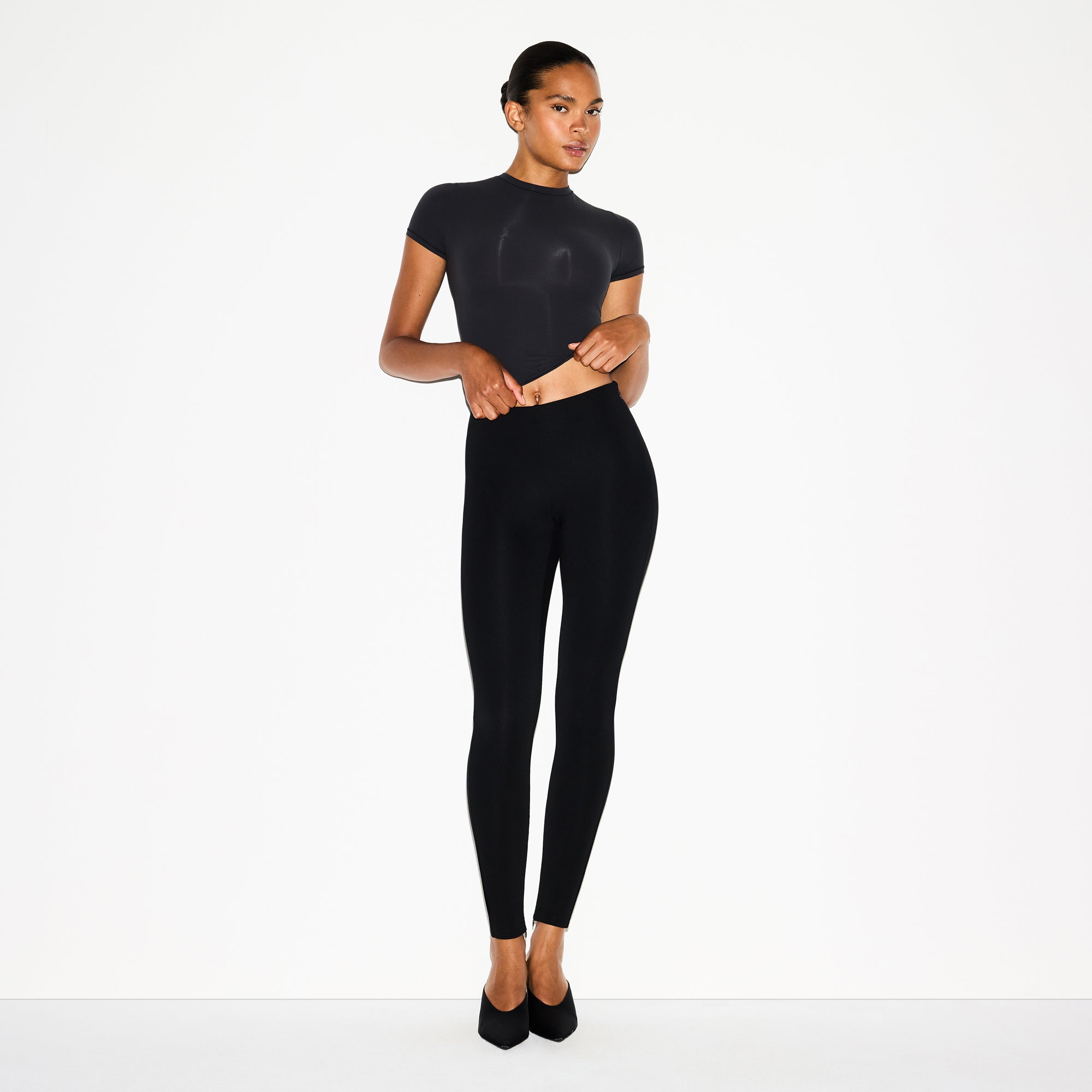 THE ESSENTIAL COLLECTION HIGH-WAISTED LEGGING | OBSIDIAN