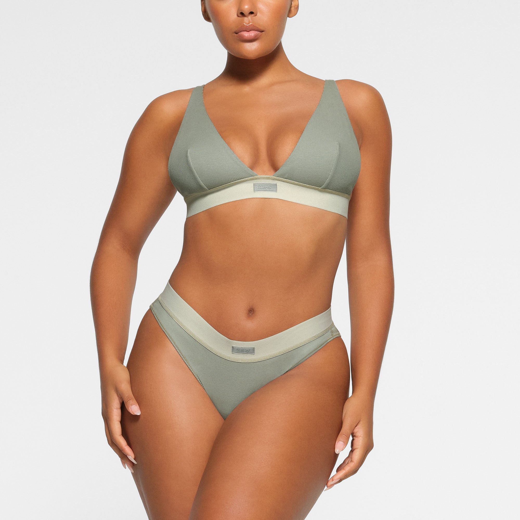 COTTON RIB PLUNGE BRALETTE | MINERAL