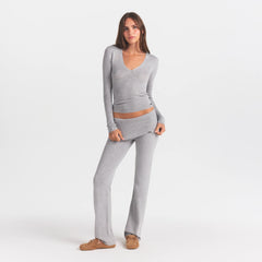 ESSENTIAL KNIT LONG SLEEVE V NECK | MID HEATHER GREY