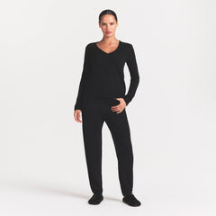 AIRY CASHMERE V-NECK PULLOVER | ONYX